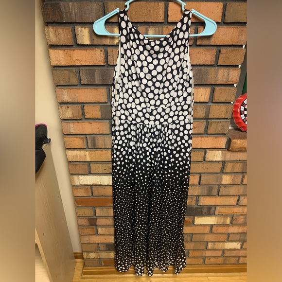 Chaps Black and White Sleeveless Maxi Dress - Picture 2 of 3